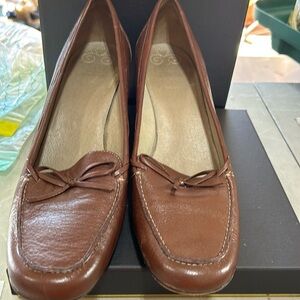 Circa Joan & David Shoes